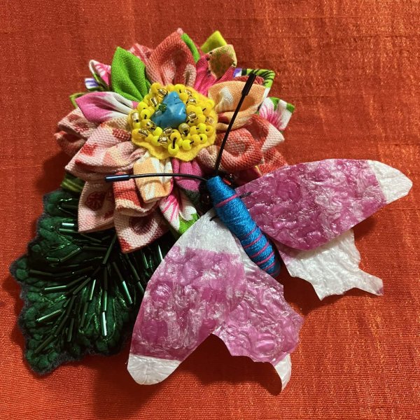 画像1: 台湾の花　100元札と蝶1 (1)